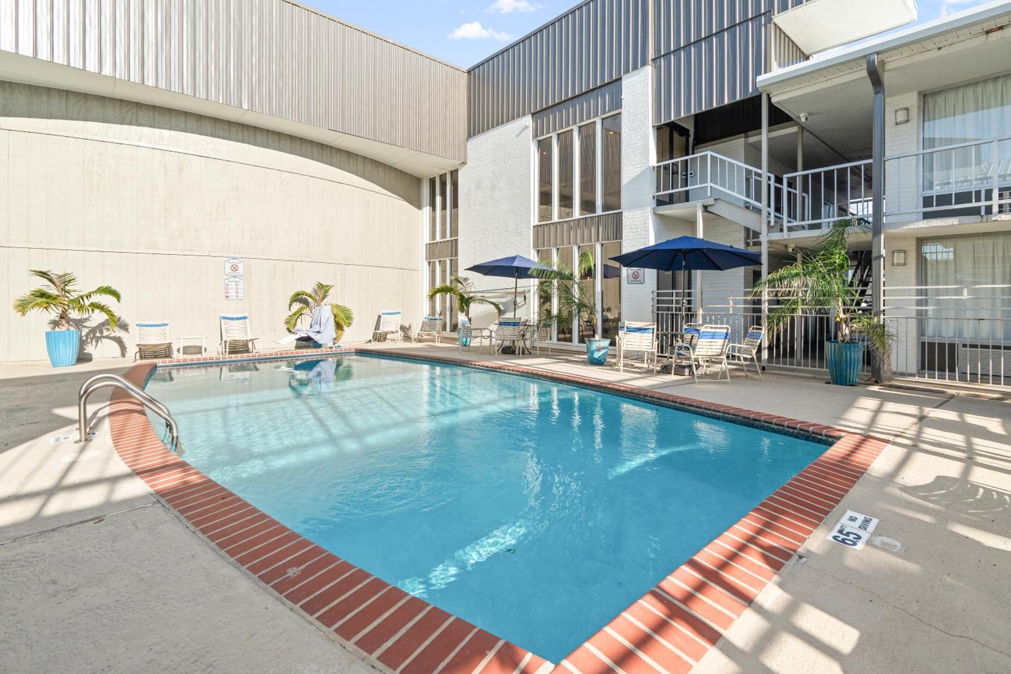 Plantation Inn Houma Exterior photo